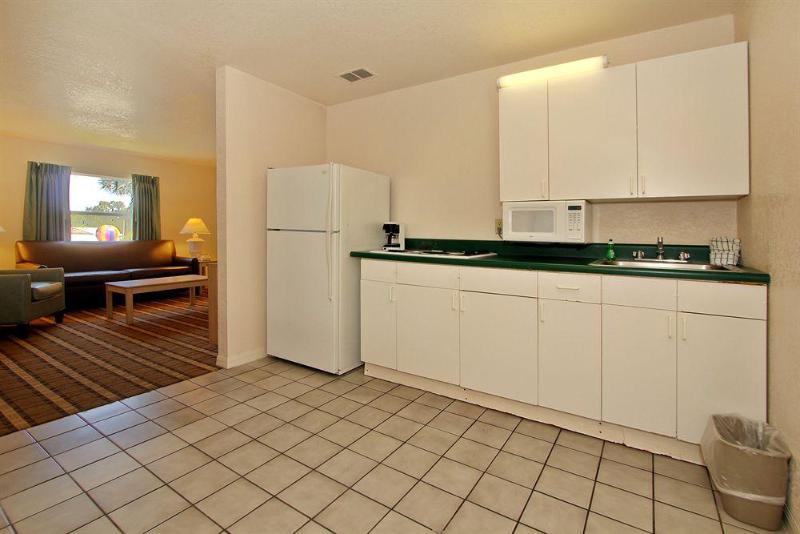 Hotel Super 8 By Wyndham Kissimmee/Maingate/Orlando Area Celebration Zewnętrze zdjęcie
