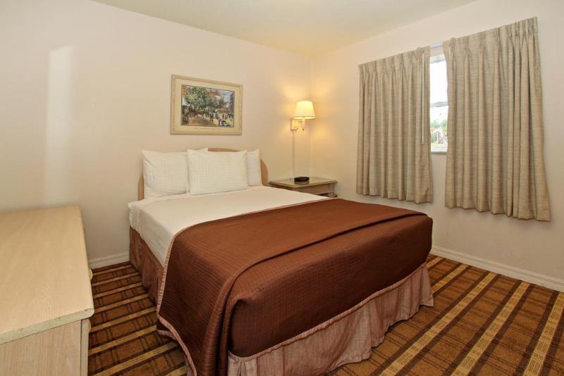 Hotel Super 8 By Wyndham Kissimmee/Maingate/Orlando Area Celebration Zewnętrze zdjęcie