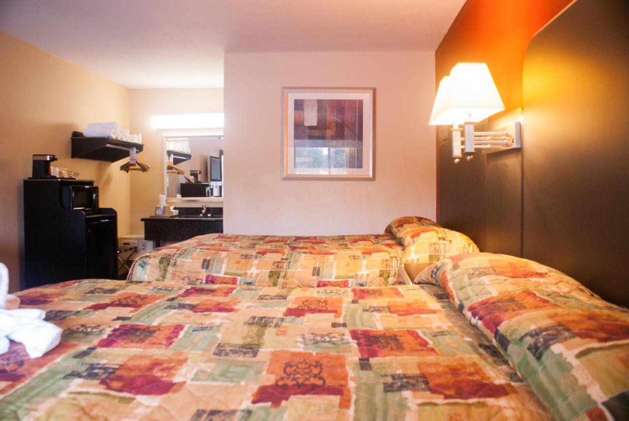 Hotel Super 8 By Wyndham Kissimmee/Maingate/Orlando Area Celebration Pokój zdjęcie